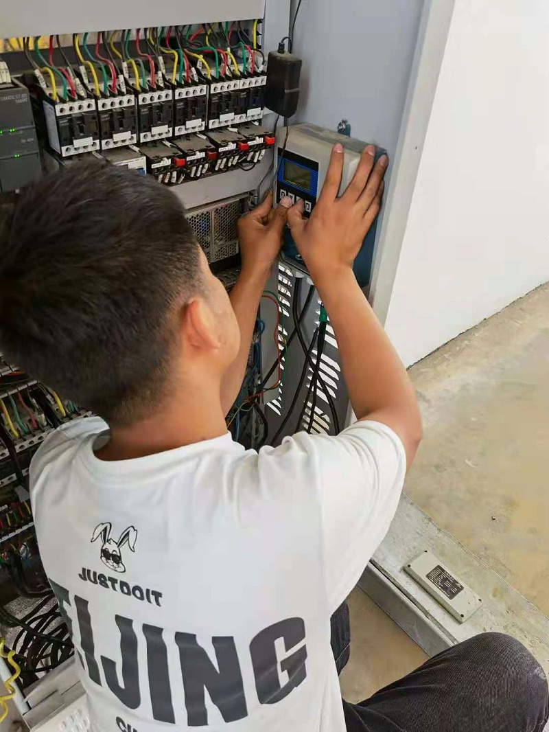 污水流量計(jì)售后現(xiàn)場1