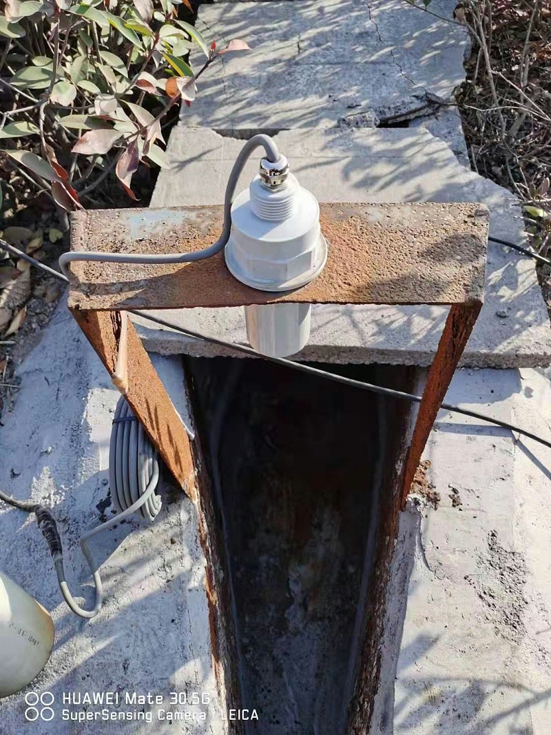 超聲波明渠流量計安裝調試現(xiàn)場